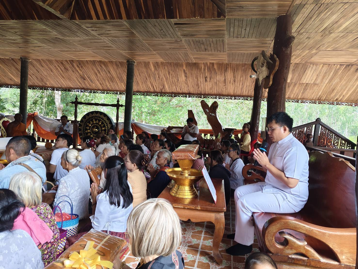 ภาพกล่าวคำถวายกฐินสำนักสงฆ์อุทยานสวนป่าพุทธรักษา