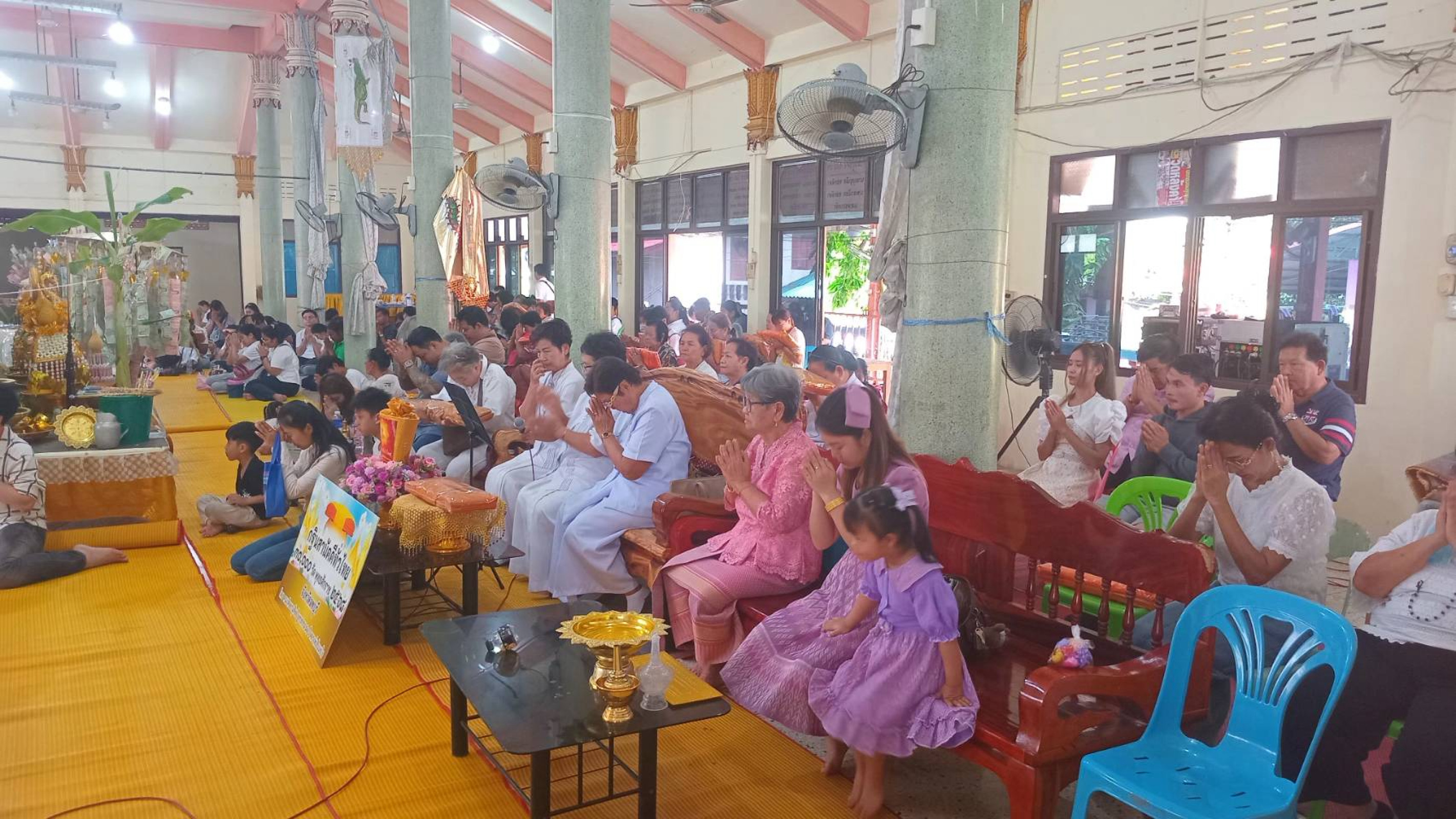 ภาพร่วมพิธีกรรมวัดโคกตูม