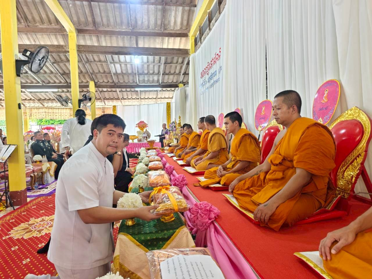 ภาพร่วมพิธีกรรมวัดวังขรี