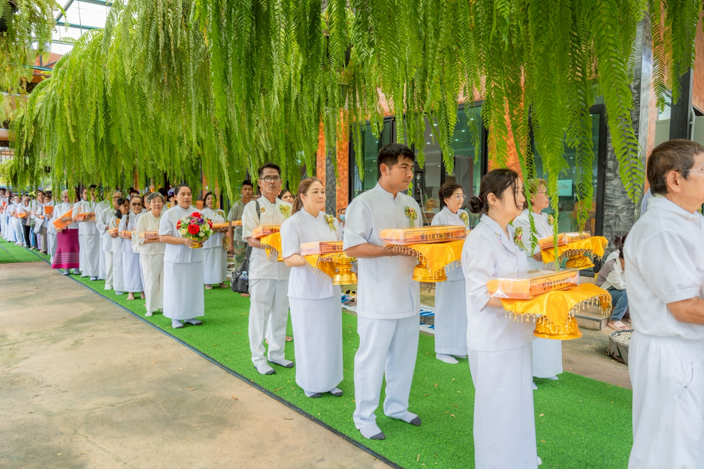 ภาพร่วมพิธีกรรมธุดงคสถานบ้านหมี่