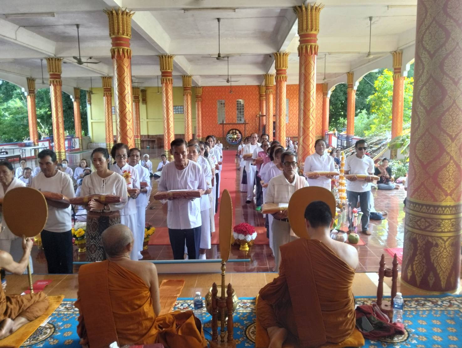 ภาพร่วมพิธีกรรมวัดโพธิ์ชัย