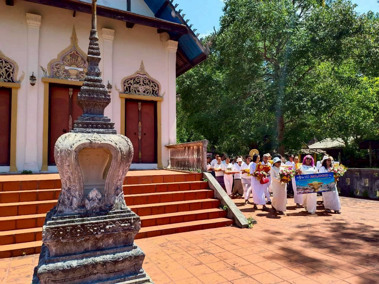 ภาพร่วมขบวนกฐินวัดฉัททันต์สนาน