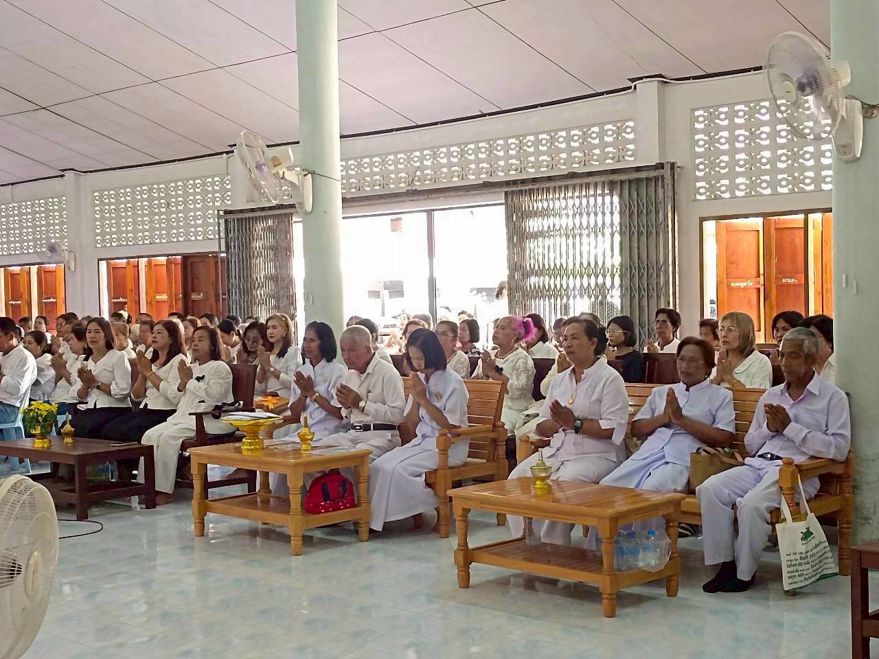 ภาพร่วมพิธีกรรมวัดฉัททันต์สนาน