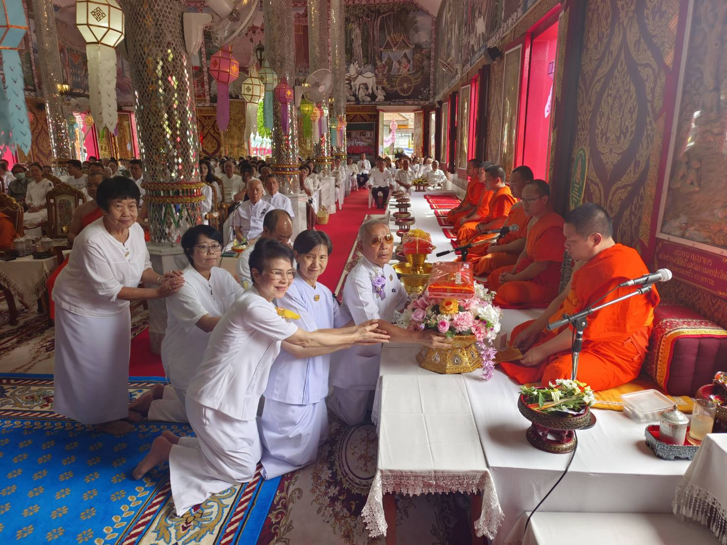 ภาพร่วมพิธีกรรมวัดศรีทรายมูล