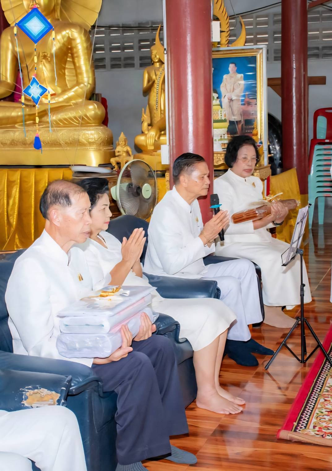 ภาพร่วมพิธีกรรมวัดป่าหนองสมอ