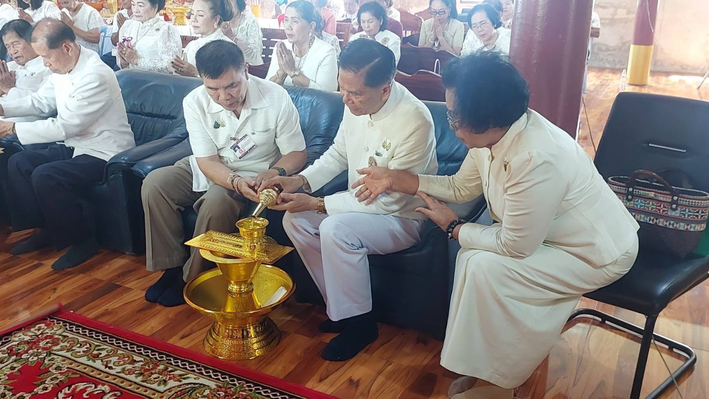 ภาพร่วมพิธีกรรมวัดป่าหนองสมอ