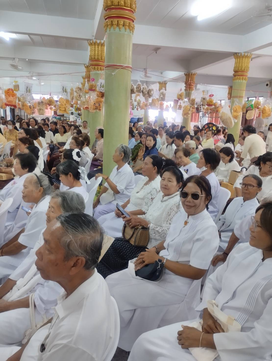 ภาพร่วมพิธีกรรมวัดปทุมาวาส