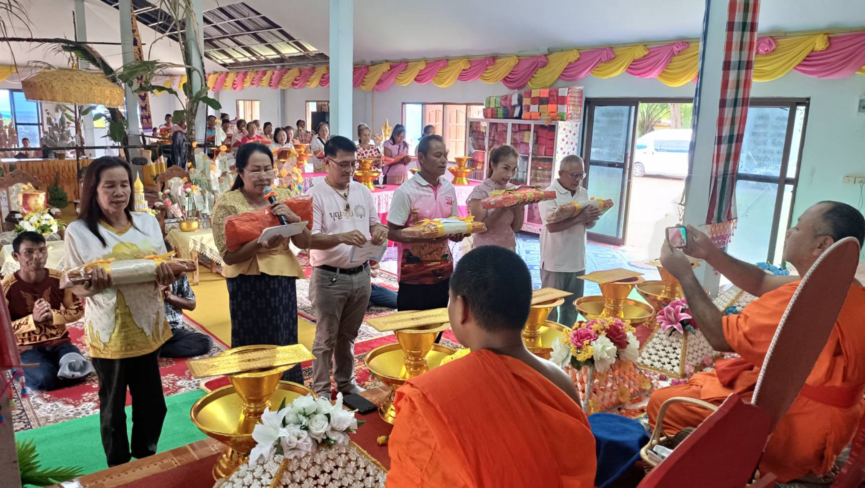 ภาพกล่าวคำถวายกฐินวัดโนนหินสูง