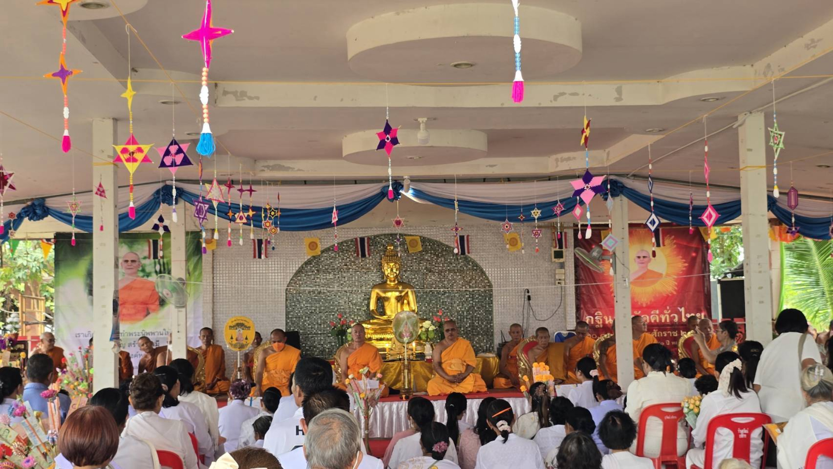 ภาพร่วมพิธีกรรมวัดชุมพลสามัคคี