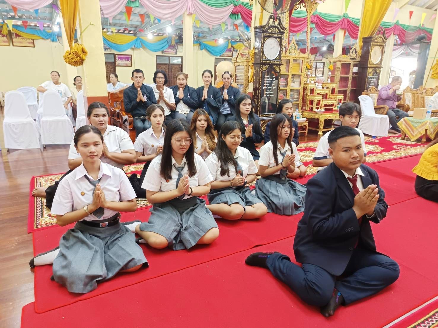 ภาพร่วมพิธีกรรมวัดสุธาโภชน์