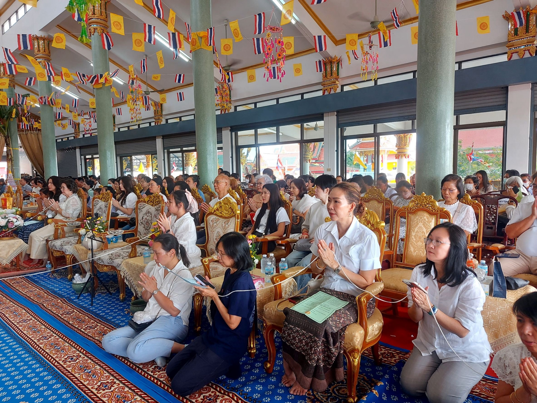 ภาพร่วมพิธีกรรมวัดสุคันธศิลาราม(หอมสิน)