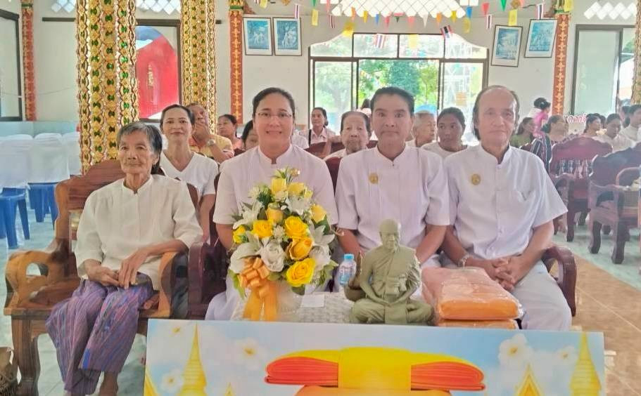 ภาพร่วมพิธีกรรมวัดลอยโพธาราม