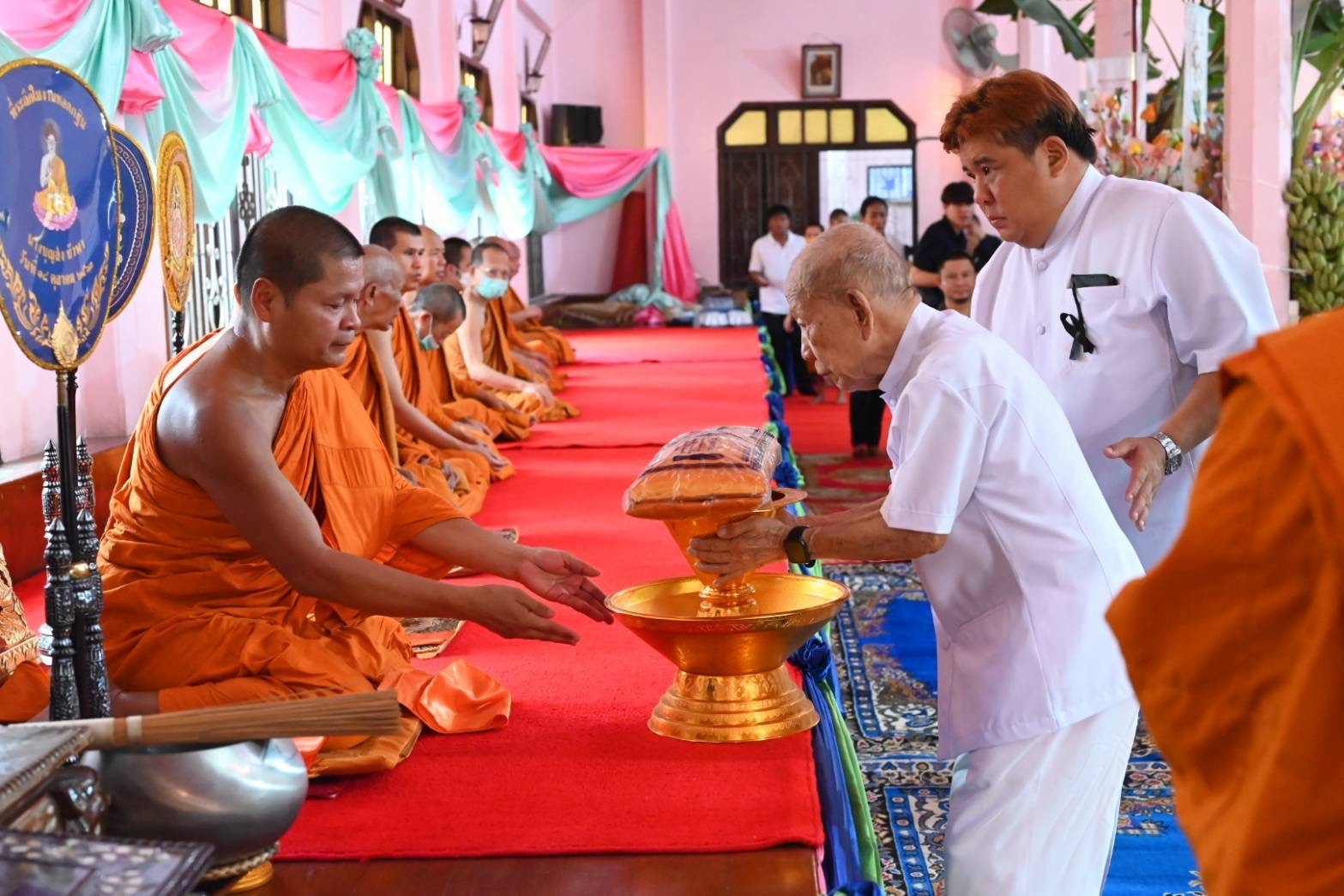 ภาพร่วมพิธีกรรมวัดอภัยทายาราม