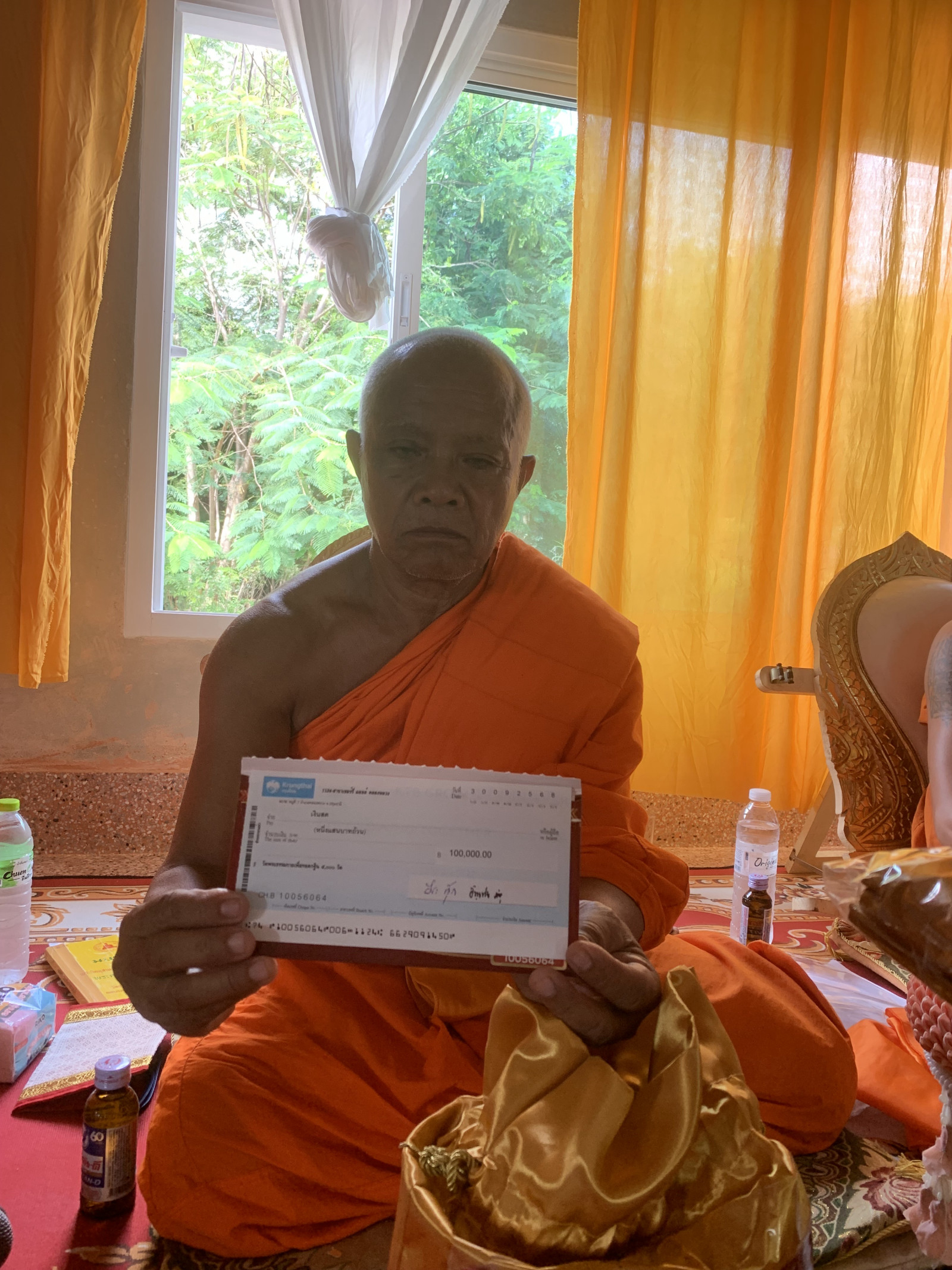 ภาพร่วมพิธีกรรมวัดเขาน้อยรังแตน