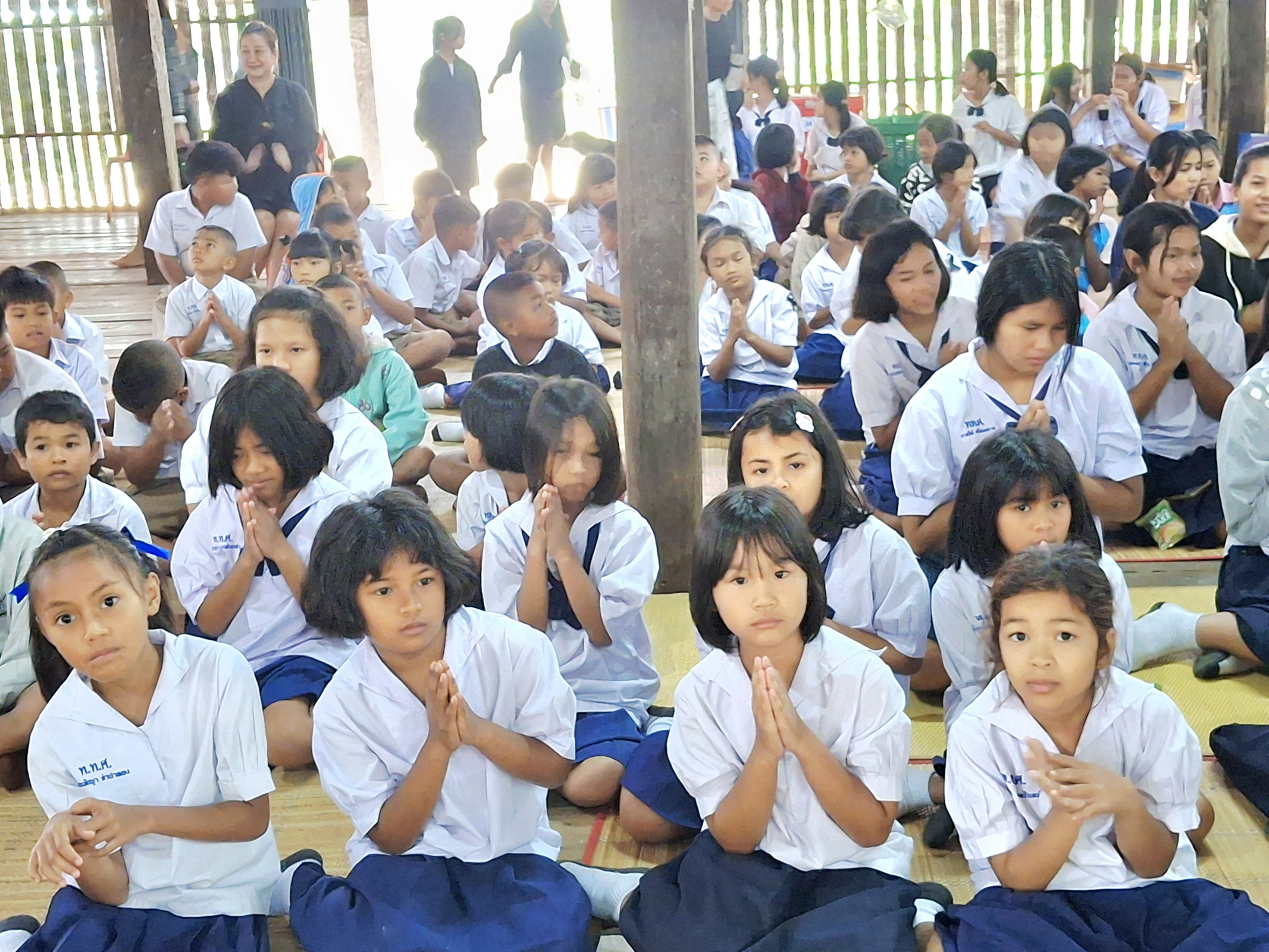 ภาพร่วมพิธีกรรมวัดสว่างอุดมท่าศิลา