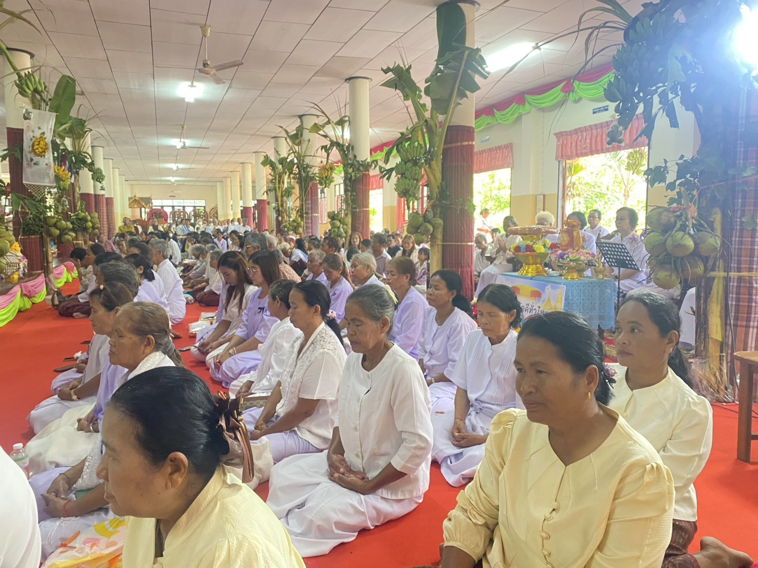 ภาพร่วมพิธีกรรมวัดสามราษฎร์บำรุง