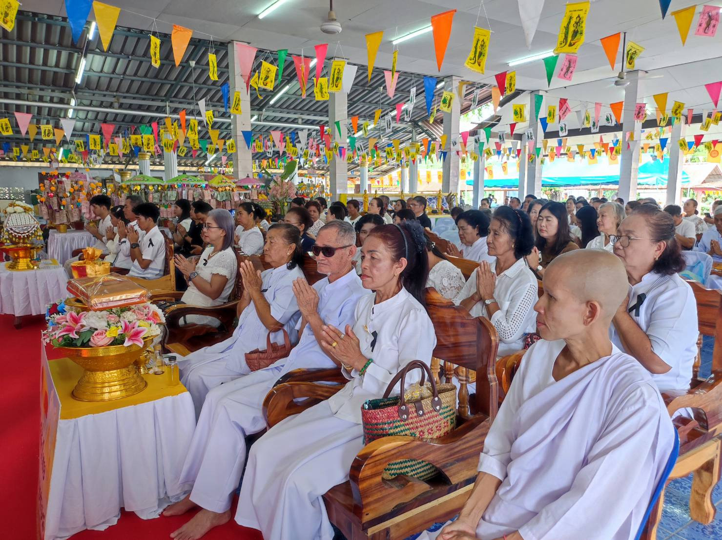 ภาพร่วมพิธีกรรมวัดปกาสัย