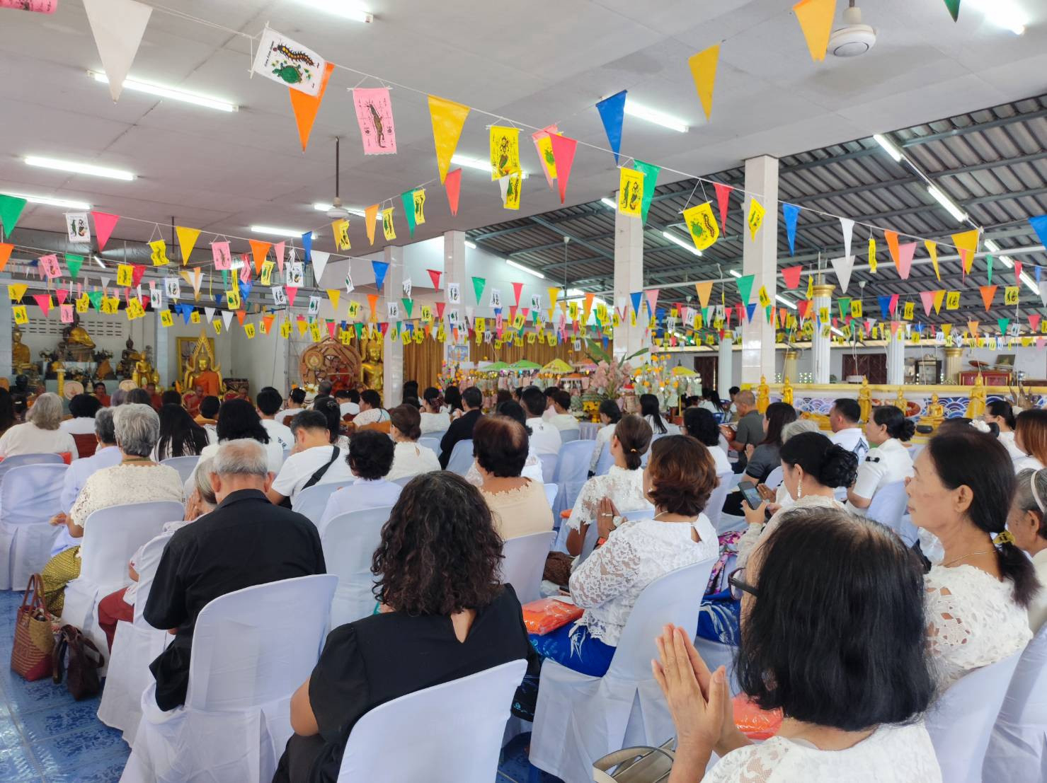 ภาพร่วมพิธีกรรมวัดปกาสัย