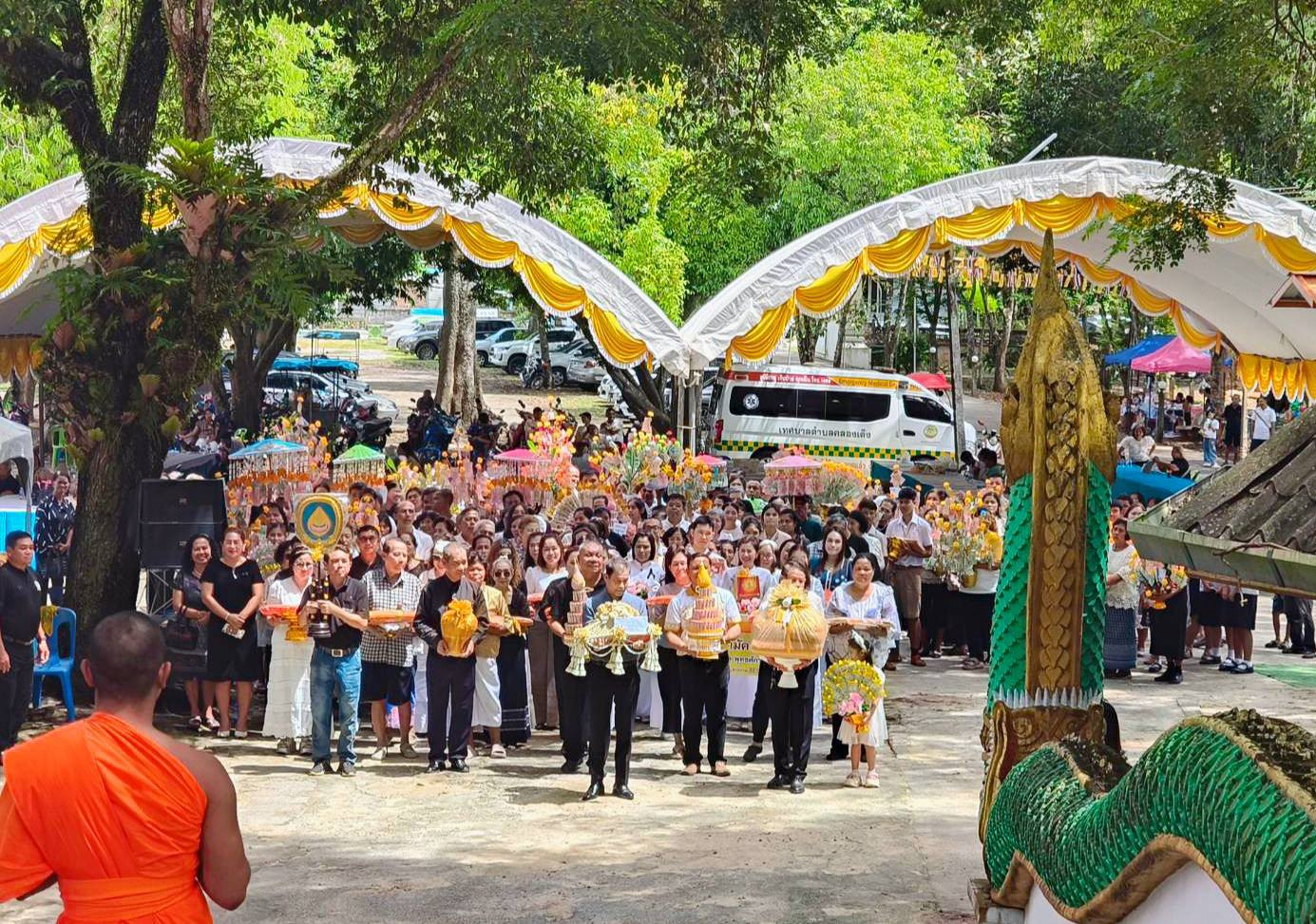ภาพร่วมขบวนกฐินวัดสิทธิชัยรังสรรค์(สิทธิไชยบำรุง)