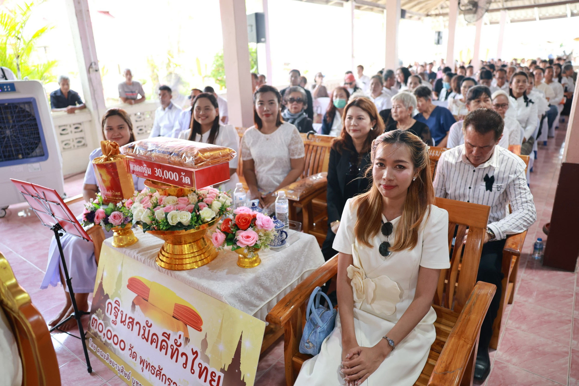 ภาพร่วมพิธีกรรมวัดเขากอบ