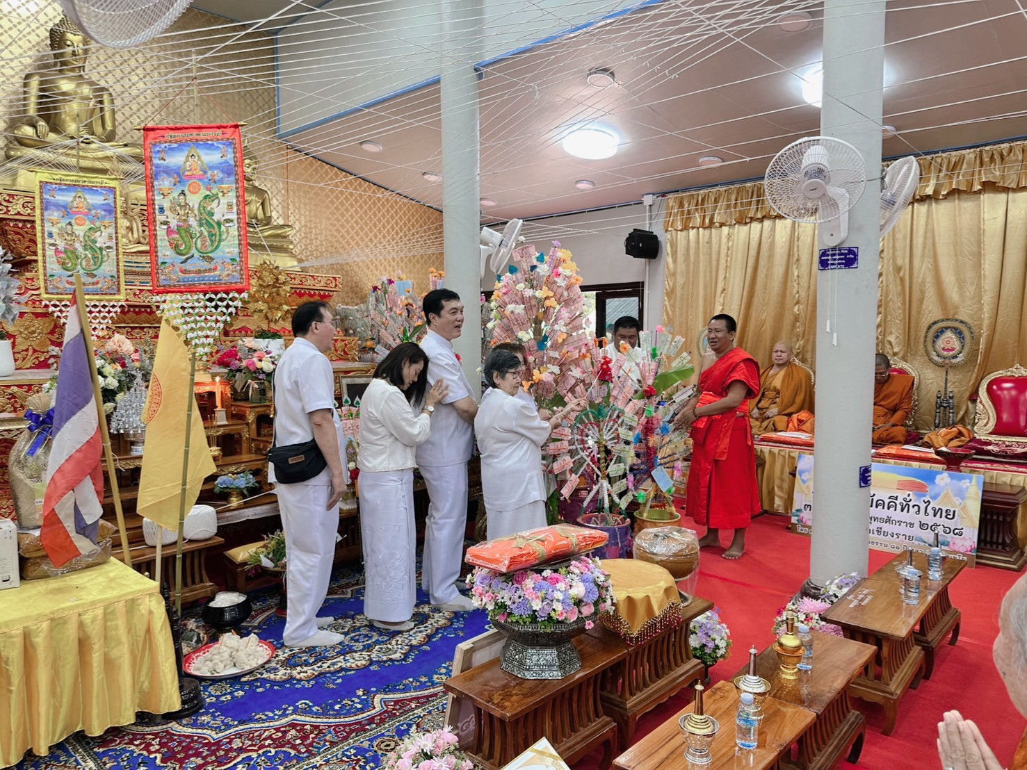 ภาพร่วมพิธีกรรมวัดทุ่งยาว