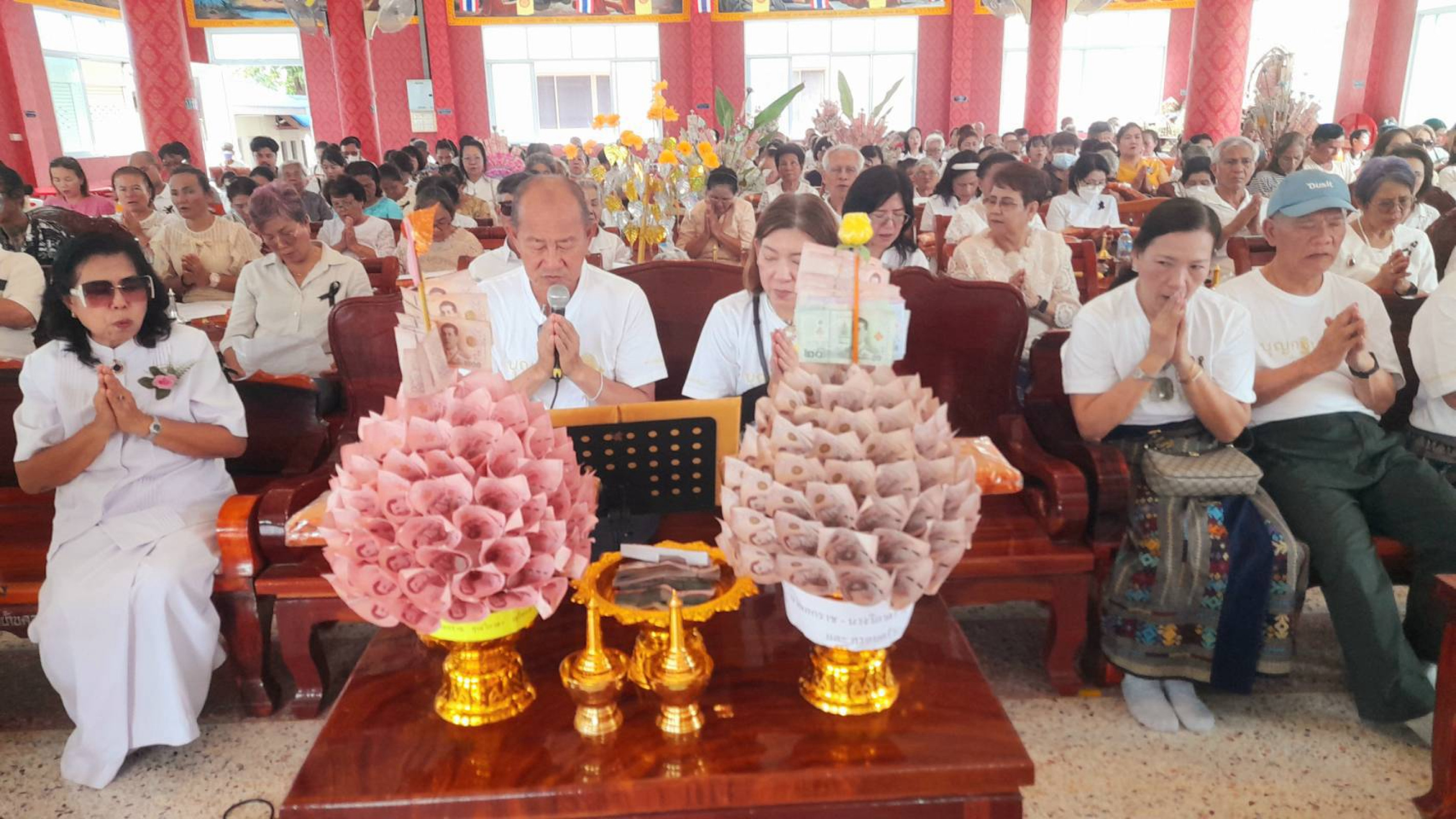 ภาพกล่าวคำถวายกฐินวัดธรรมจักรเสมาราม