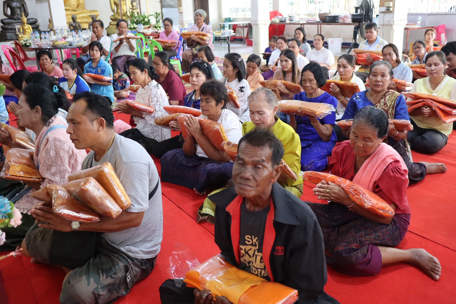 ภาพร่วมพิธีกรรมวัดโคกสะอาด