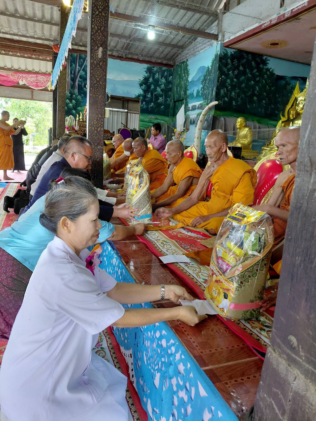 ภาพร่วมพิธีกรรมวัดบ้านตาเมาะ