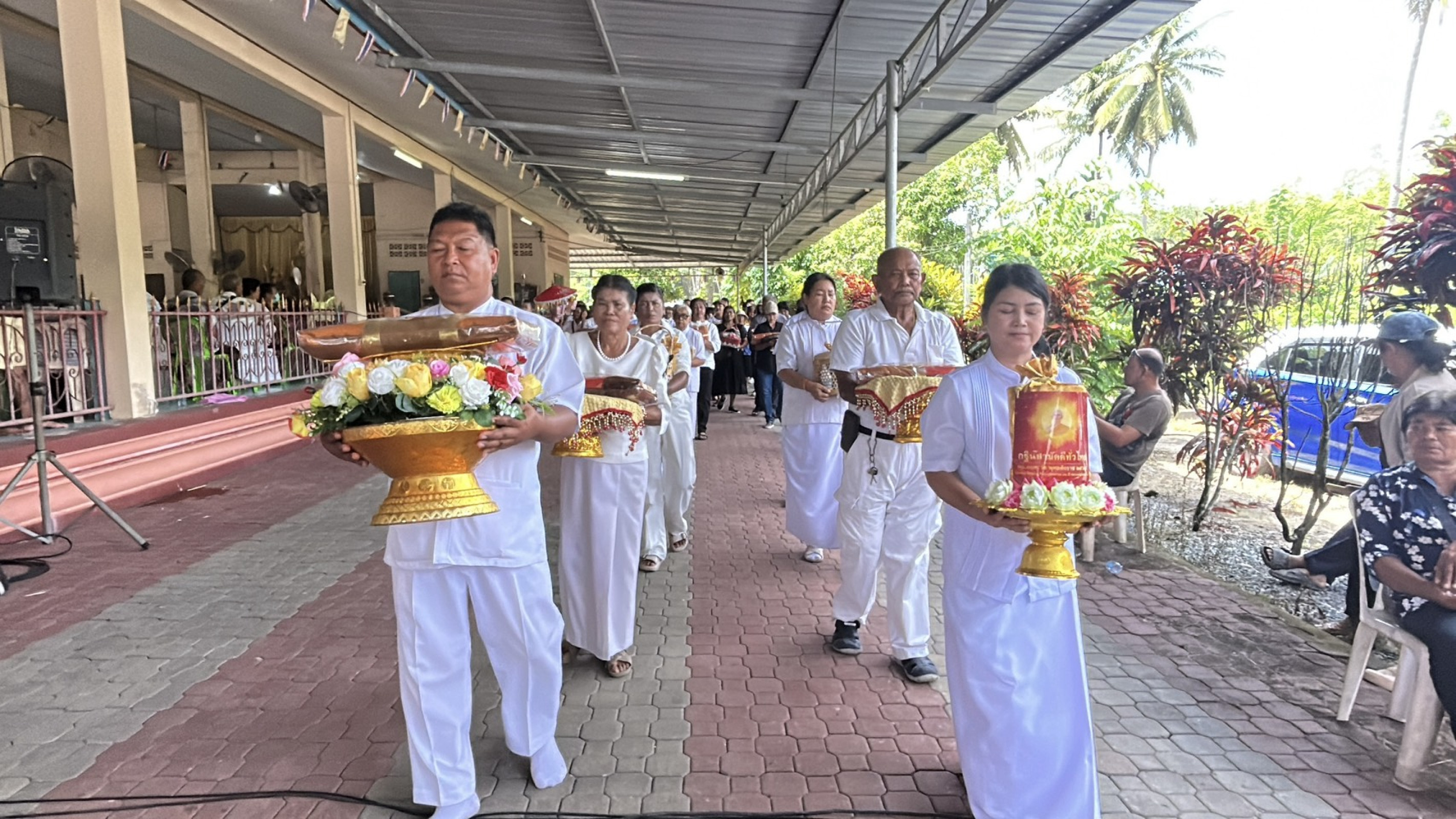 ภาพร่วมขบวนกฐินวัดสวนเทศ