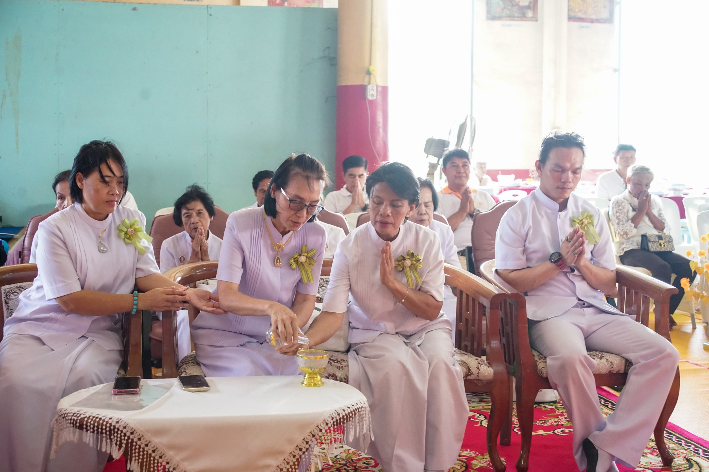 ภาพร่วมพิธีกรรมวัดเขาสมอคอน