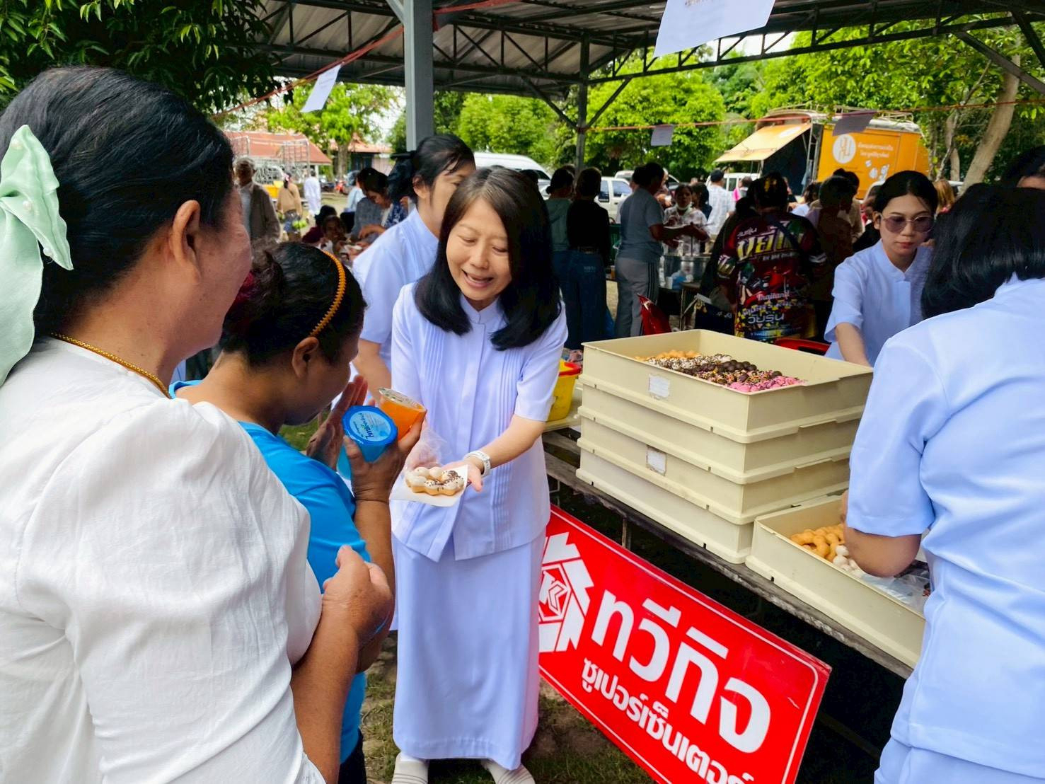 ภาพร่วมพิธีกรรมวัดศรัทธาประชาบูรณะ