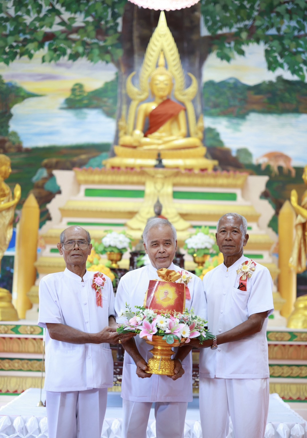 ภาพร่วมพิธีกรรมวัดไตรแสงธรรม