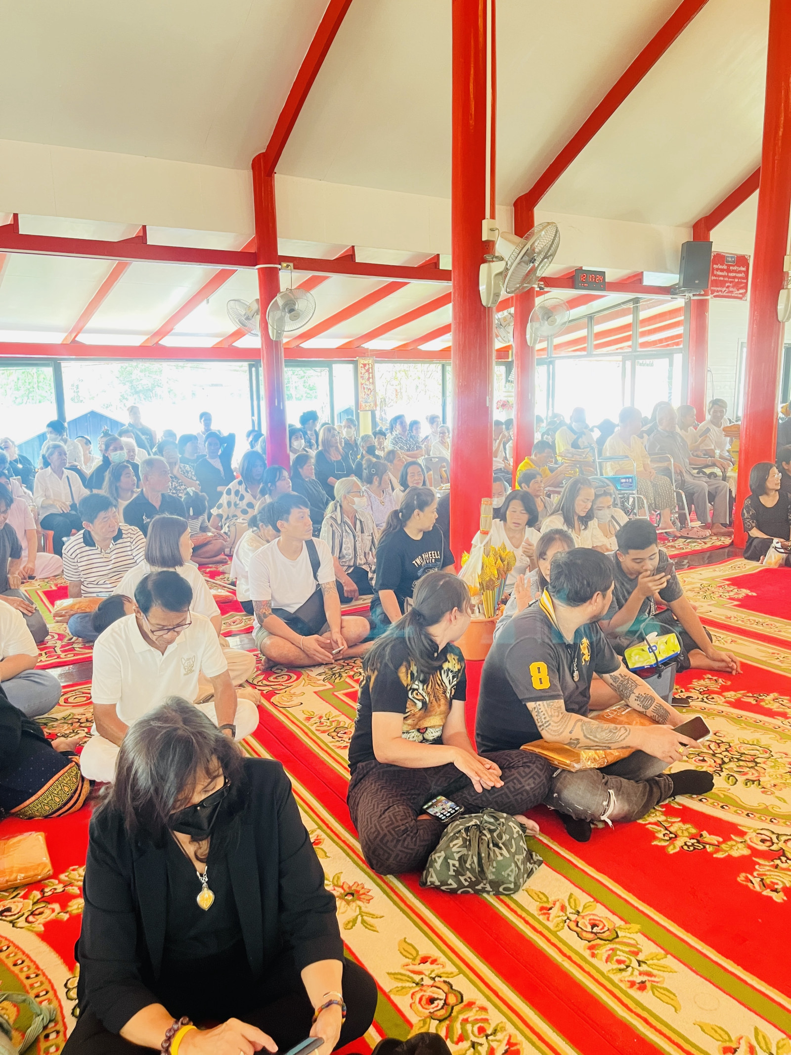 ภาพร่วมพิธีกรรมวัดท่าโขลง