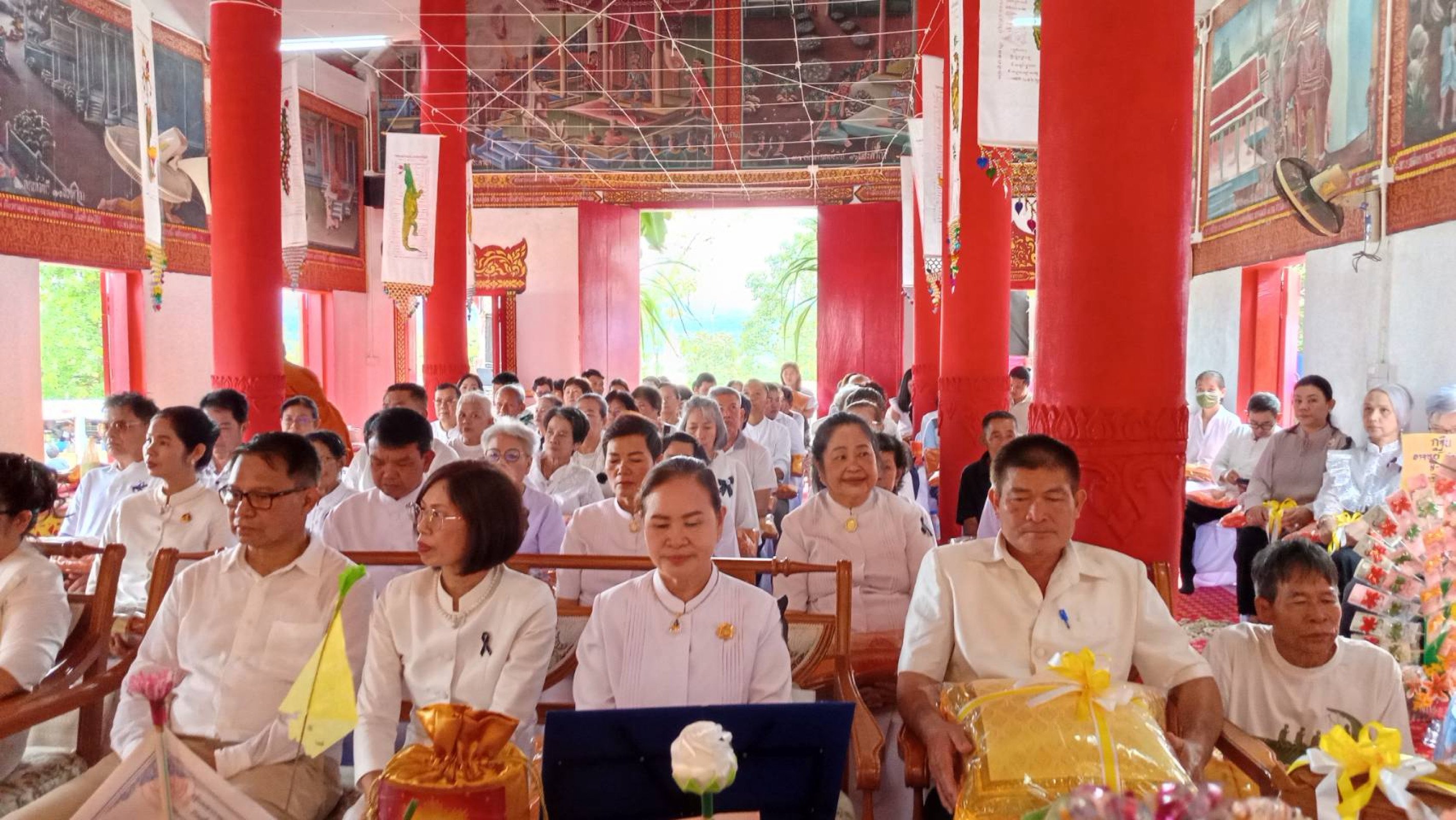 ภาพร่วมพิธีกรรมวัดราษฎร์ประดิษฐ์