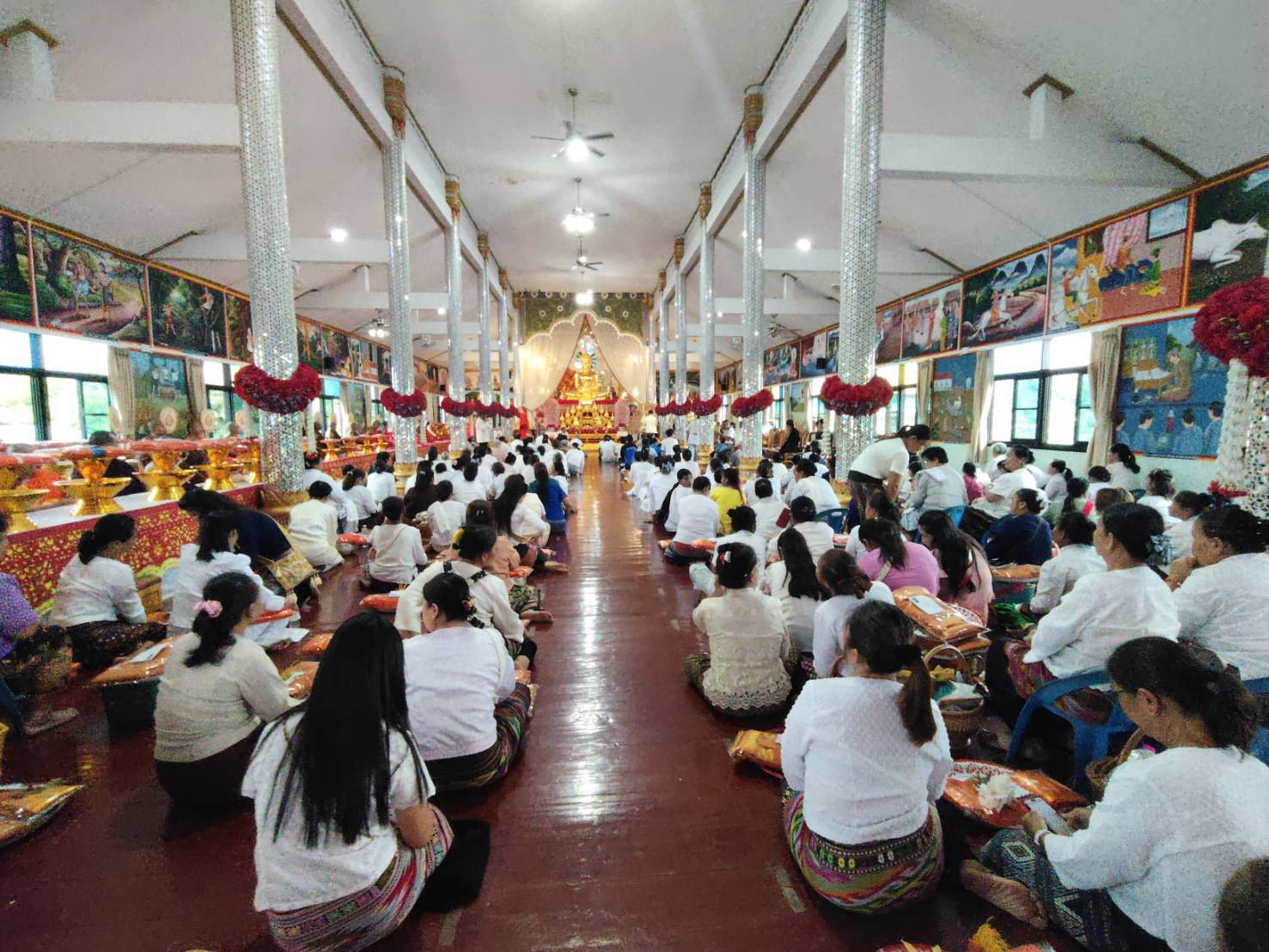 ภาพร่วมพิธีกรรมวัดหมอกจ๋าม