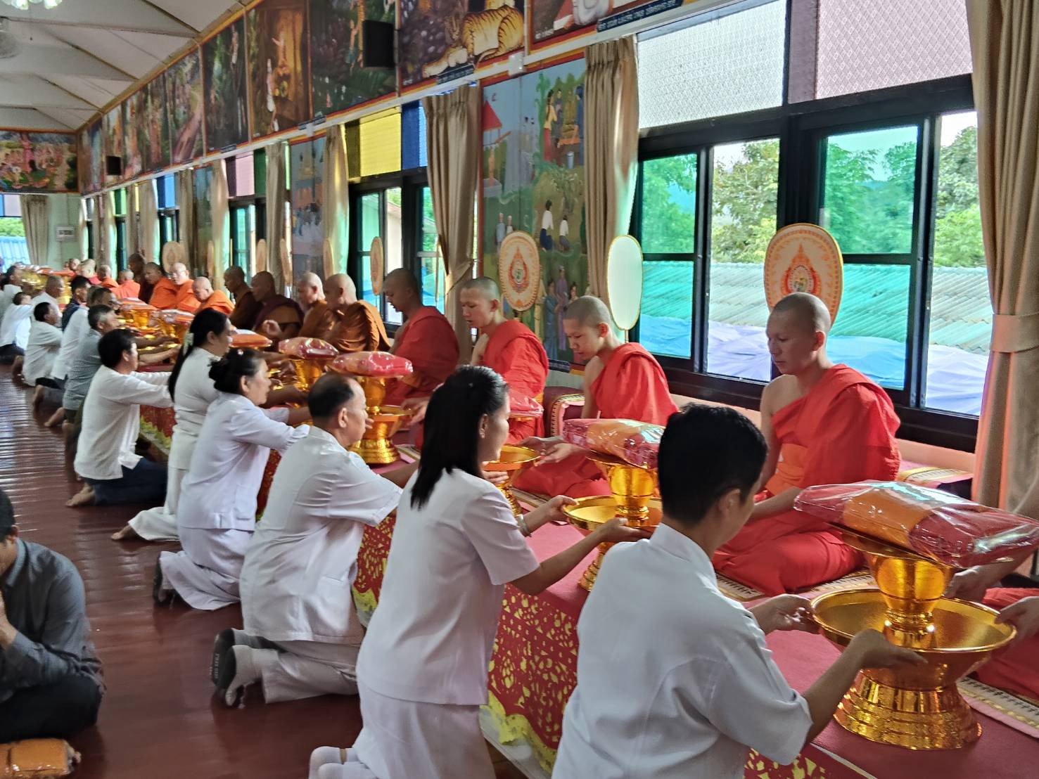 ภาพร่วมพิธีกรรมวัดหมอกจ๋าม