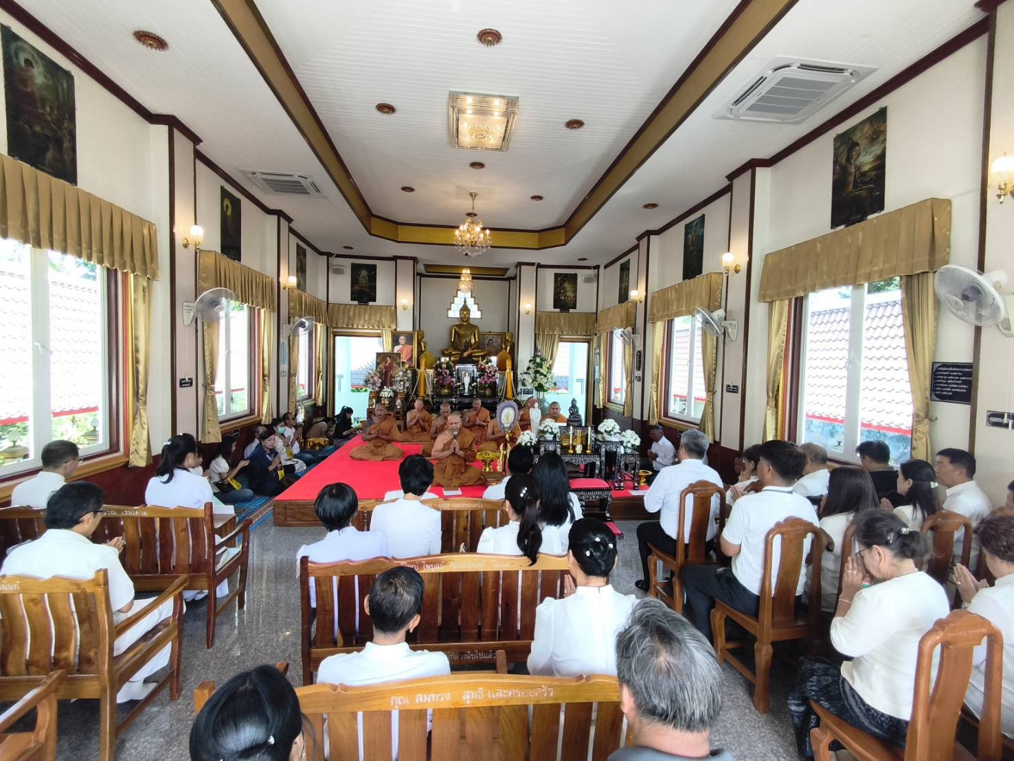 ภาพร่วมพิธีกรรมวัดเขาตาลิ่น