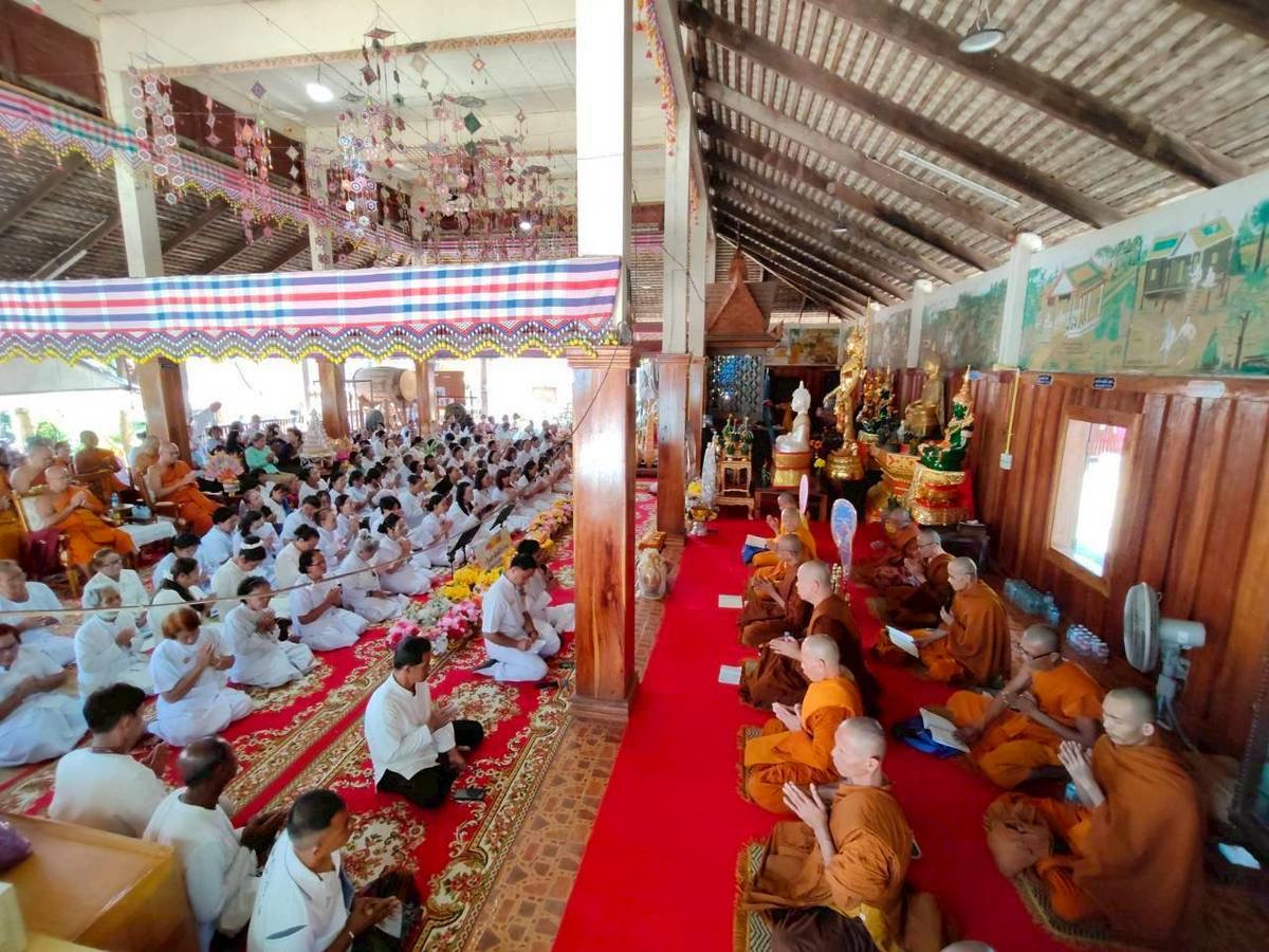 ภาพร่วมพิธีกรรมวัดเฉลิมชัย