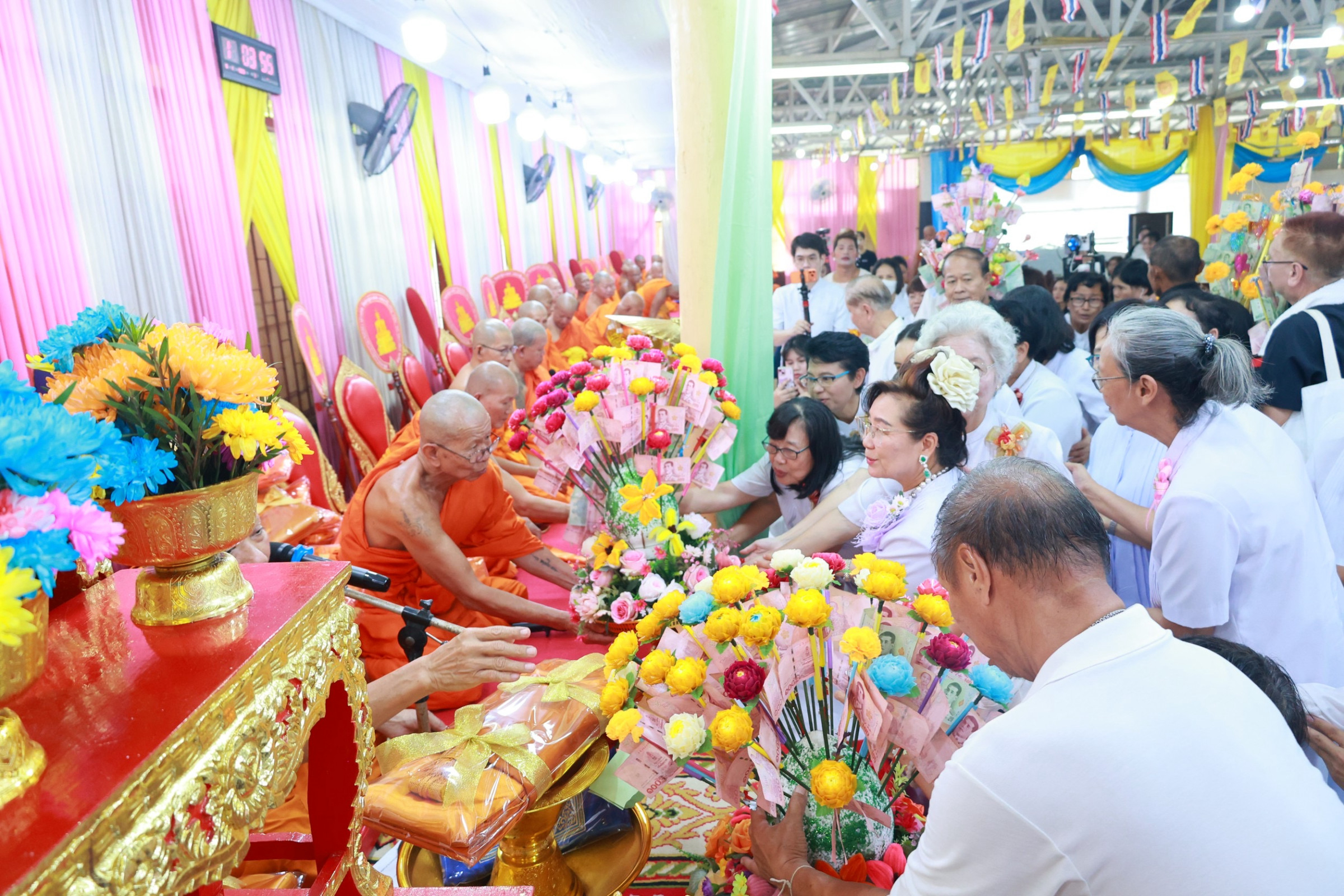 ภาพร่วมพิธีกรรมวัดประดู่บางจาก