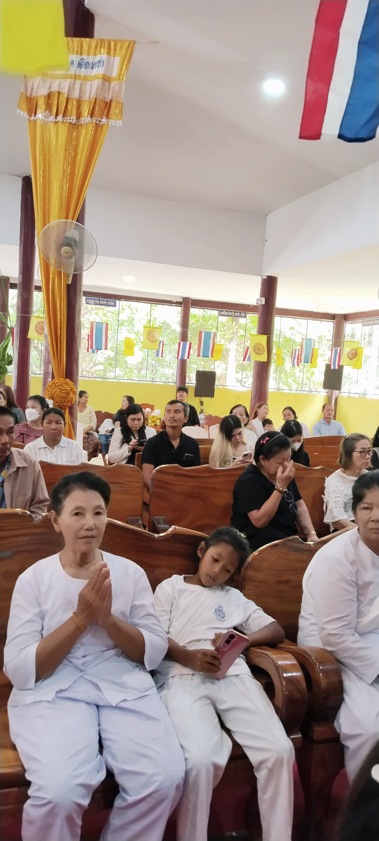 ภาพร่วมพิธีกรรมวัดห้วยยาง