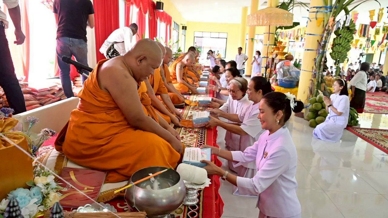 ภาพร่วมพิธีกรรมวัดพังงอน