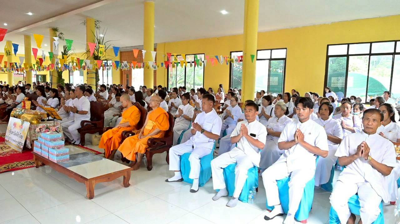 ภาพร่วมพิธีกรรมวัดพังงอน