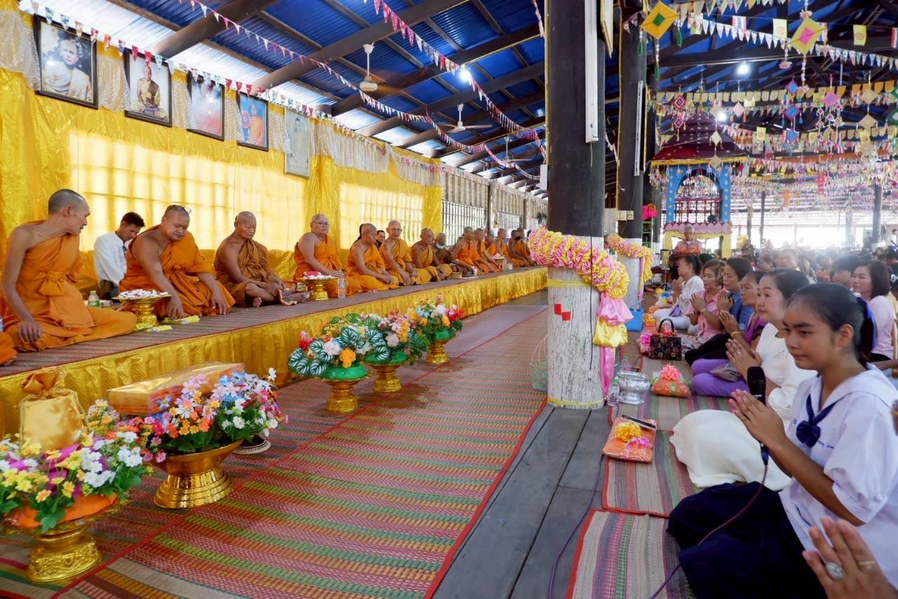 ภาพร่วมพิธีกรรมวัดอนุบรรพต