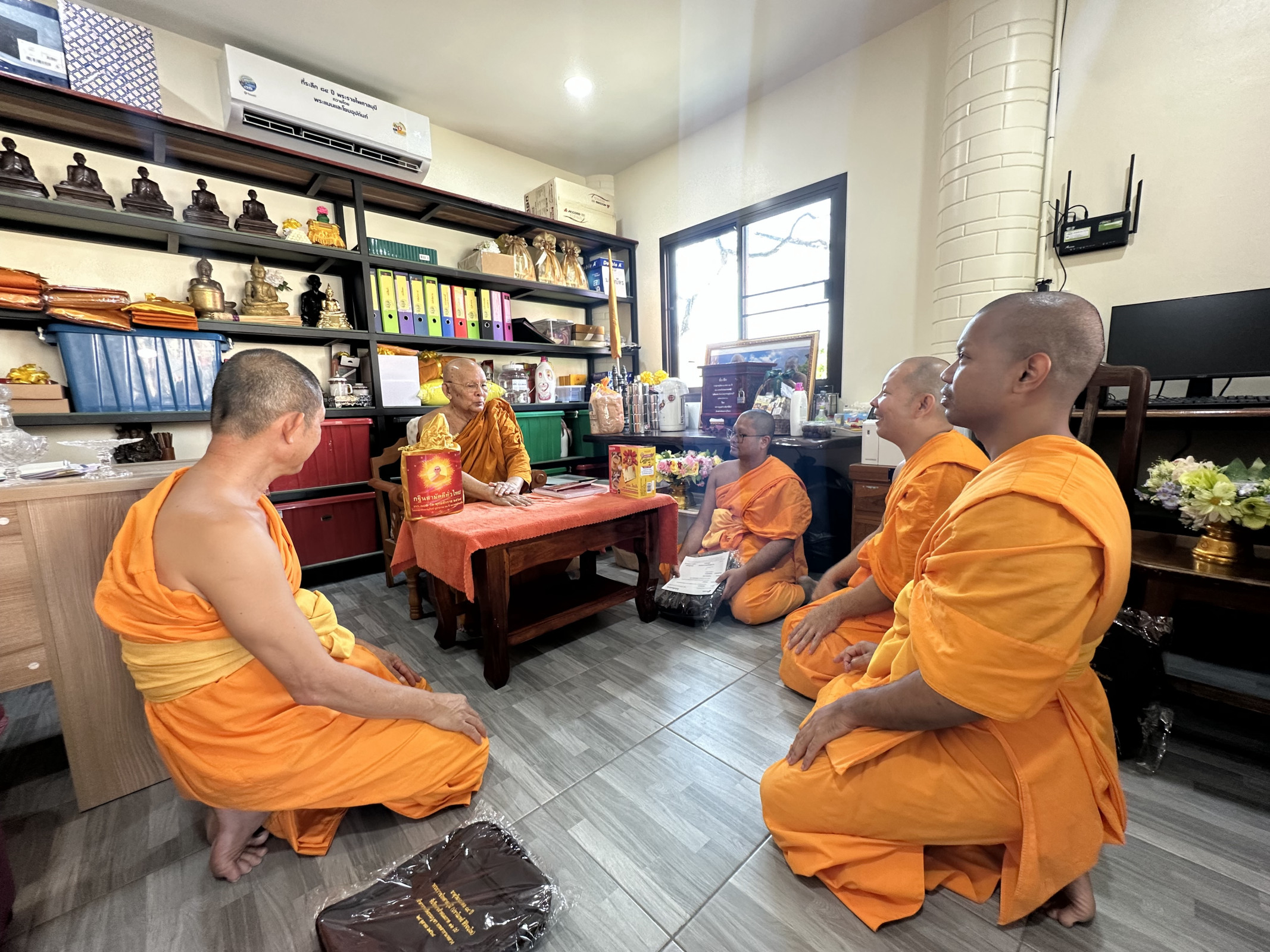 ภาพร่วมพิธีกรรมวัดธรรมบูชา