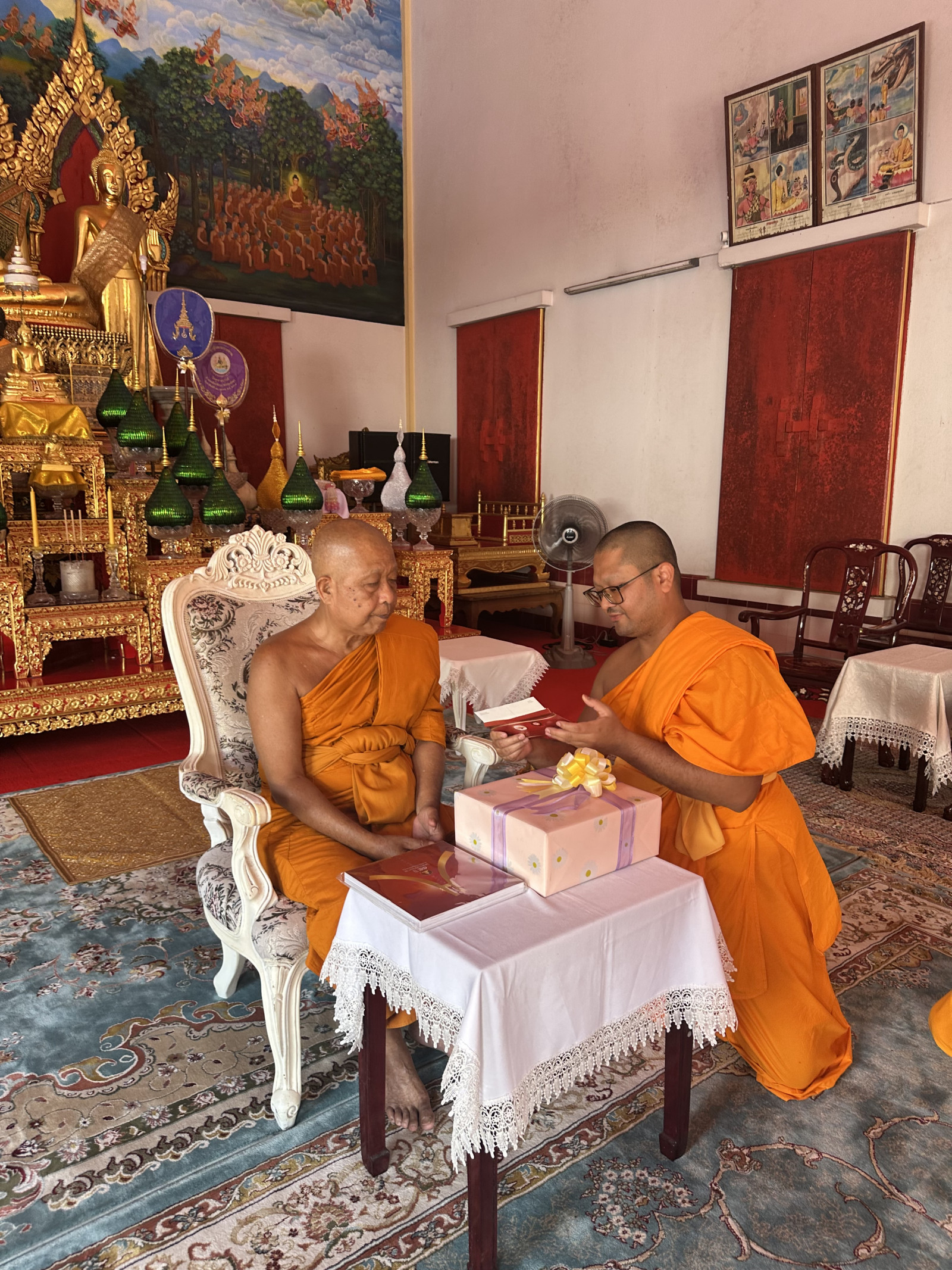 ภาพร่วมพิธีกรรมวัดคูหาสวรรค์