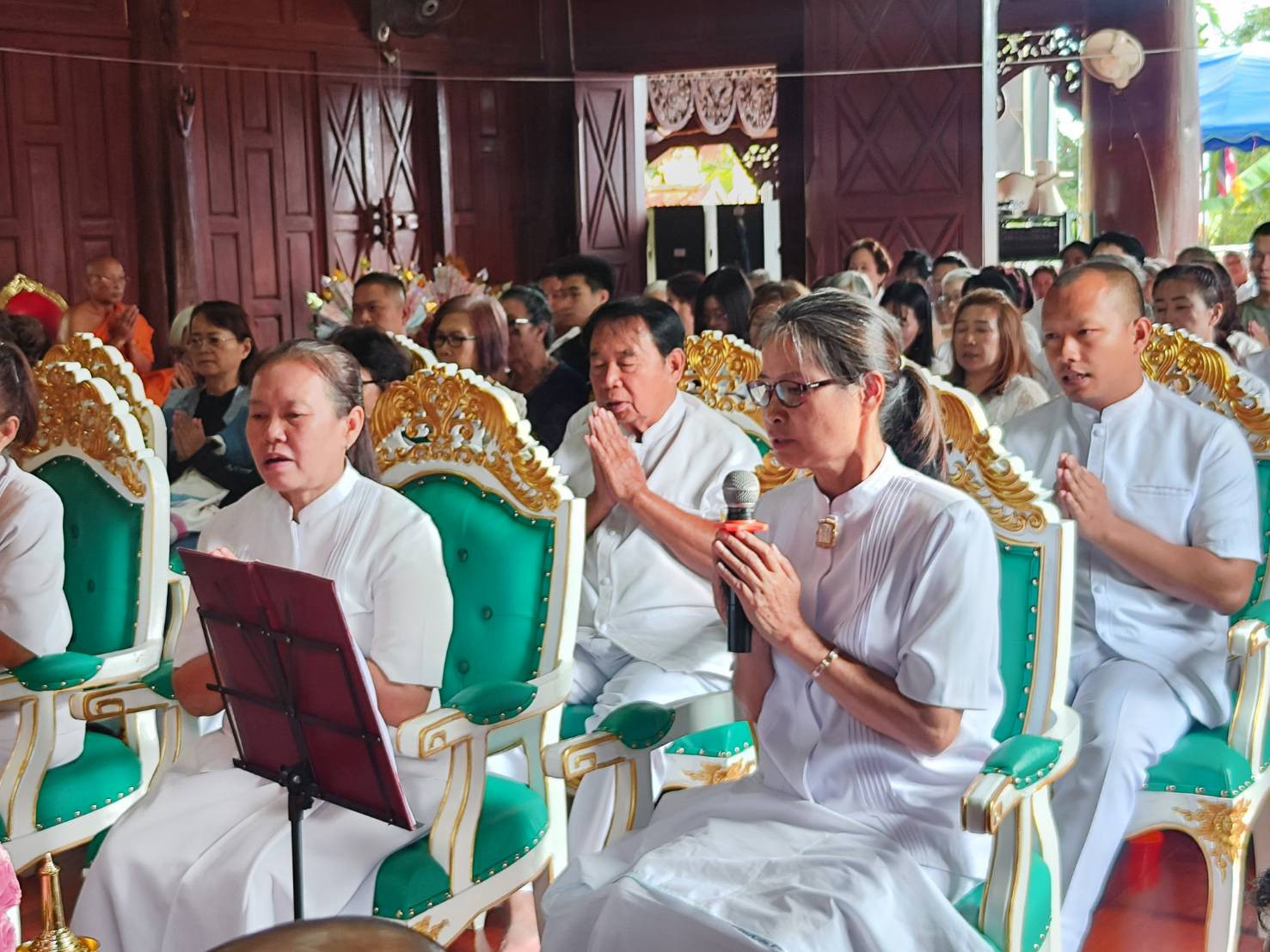 ภาพกล่าวคำถวายกฐินวัดศรีดงเย็น