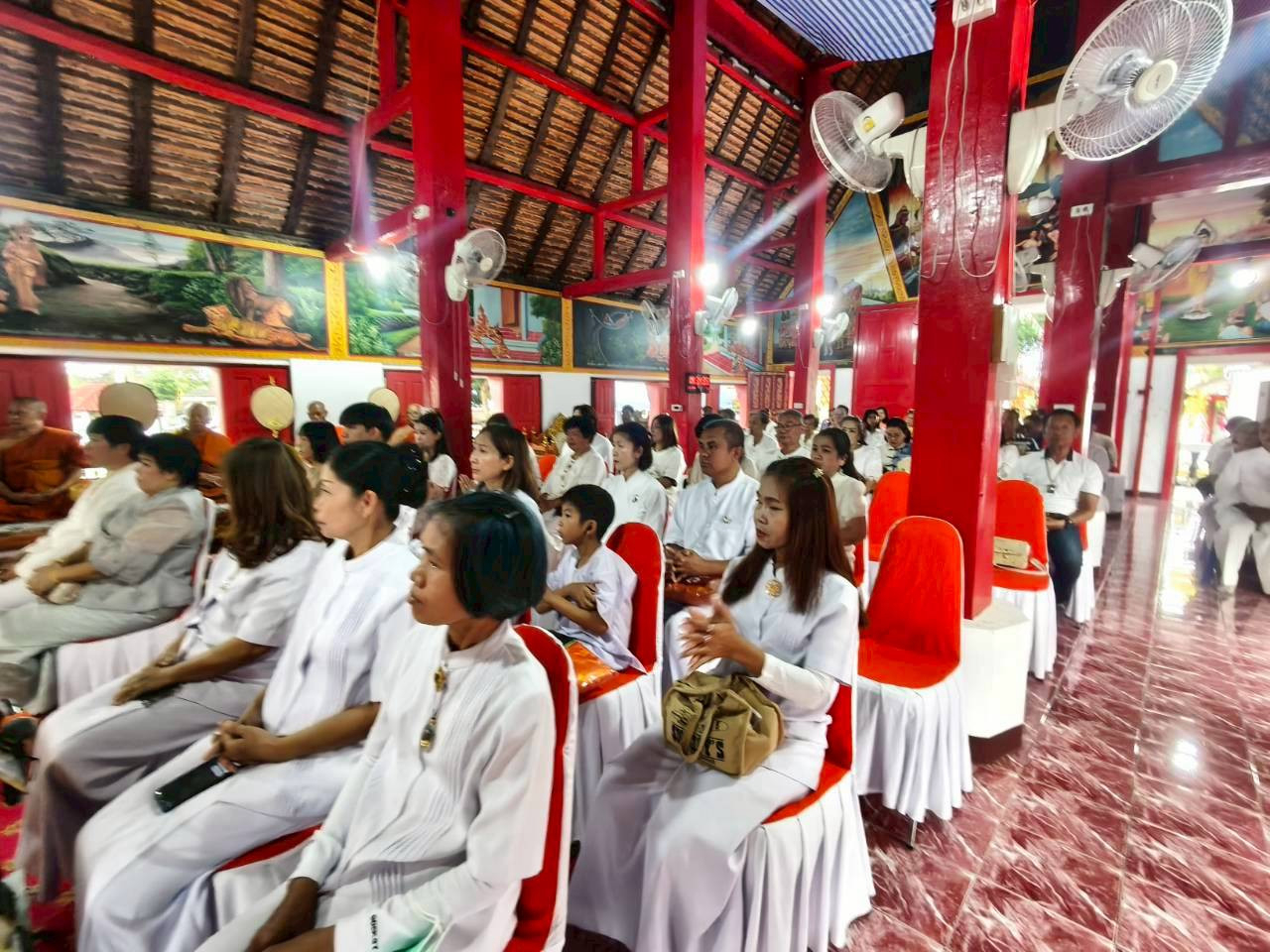 ภาพร่วมพิธีกรรมวัดสันมะแปป