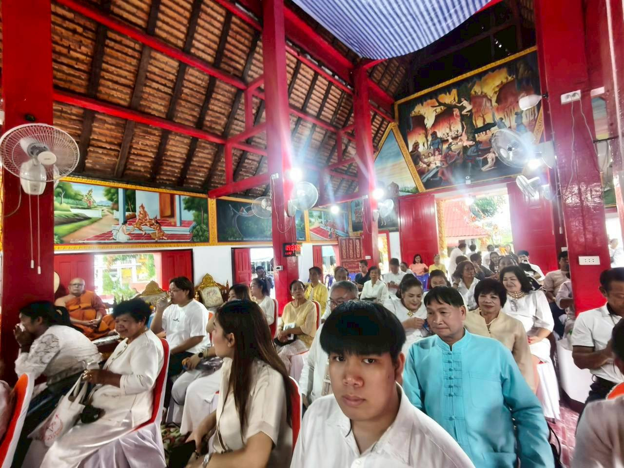 ภาพร่วมพิธีกรรมวัดสันมะแปป