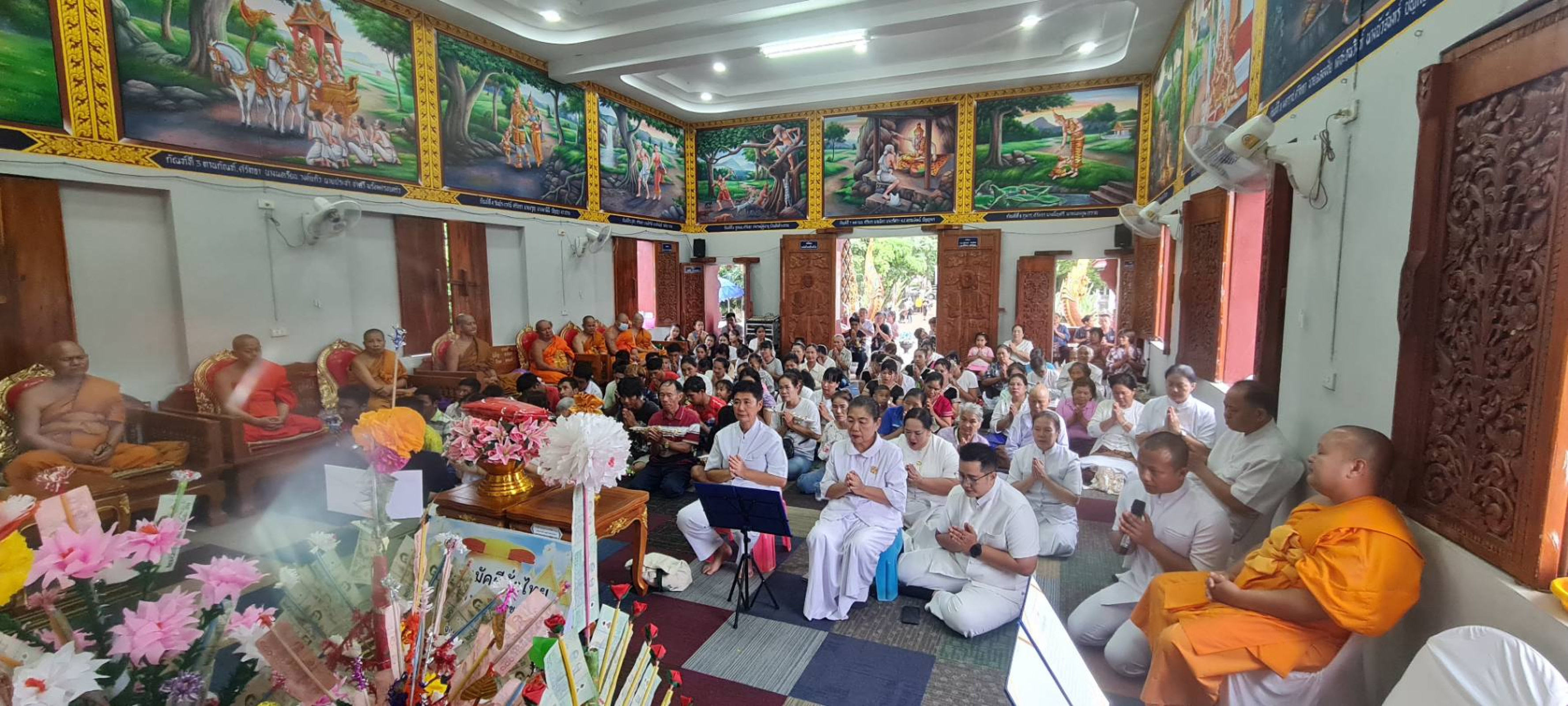 ภาพร่วมพิธีกรรมวัดสันห้าง