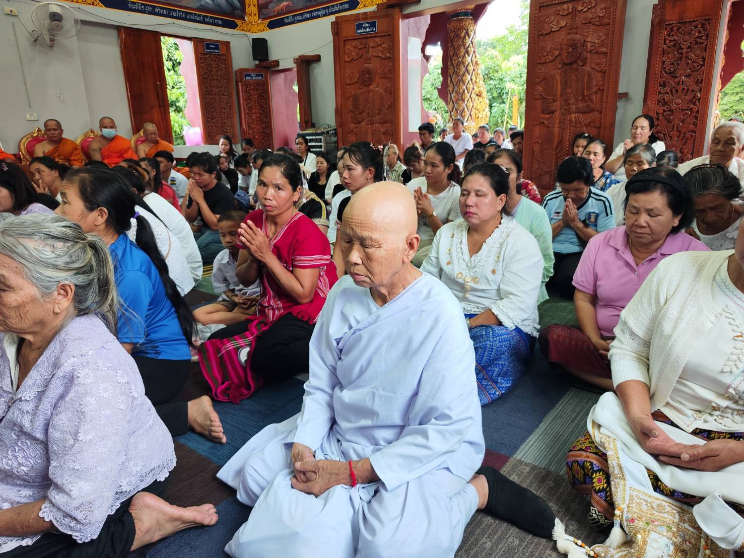 ภาพร่วมพิธีกรรมวัดสันห้าง